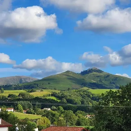 Apartment , 6 Personnes, Centre-ville, A Pied